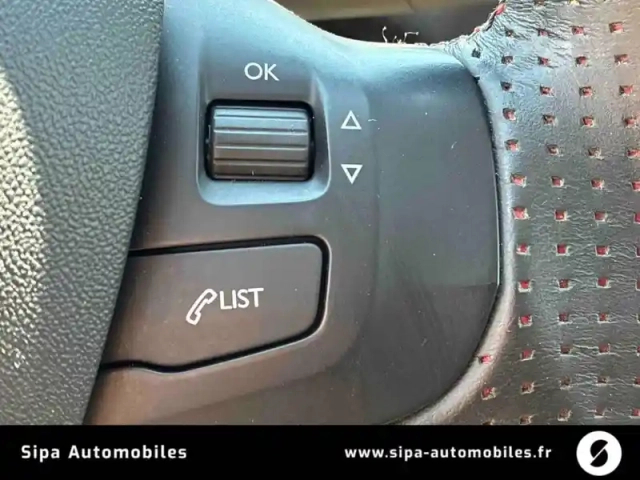 Peugeot 2008 puretech 110ch s&amp;s eat6 — photo 34