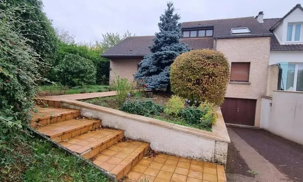 Maison 8 pièces 55 m²