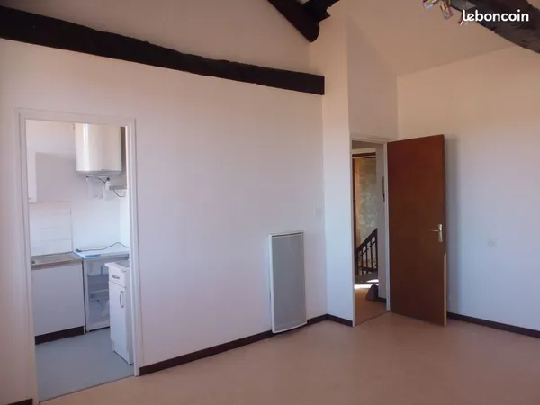 Studio 1 pièce 27 m²