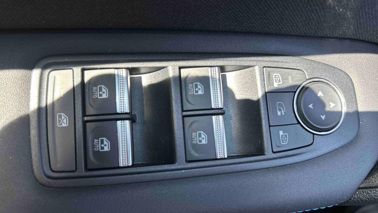 Renault Captur E-Tech full hybrid 160 ch — photo 20