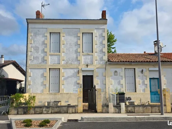 Immeuble 9 pièces 162 m²