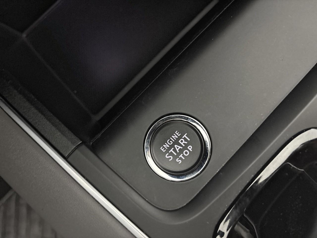 Citroën C5 Aircross hybride rechargeable 225 s&s e-eat8 c-series — photo 34