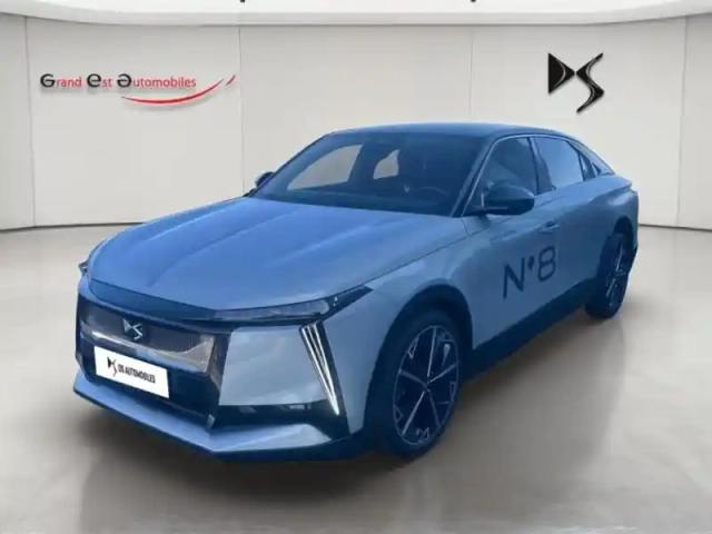 Ds N8 n°8 electrique 230ch etoile