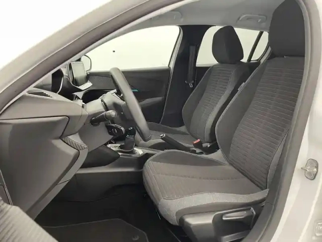 Peugeot 208 puretech 75 s&amp;s bvm5 — photo 15