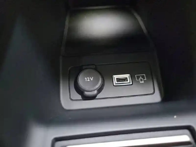 Peugeot 308 hybrid 145 e-dcs6 — photo 80