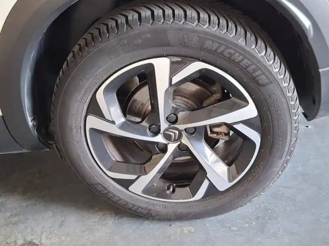 Citroën C5 Aircross bluehdi 130 s&amp;s eat8 — photo 23