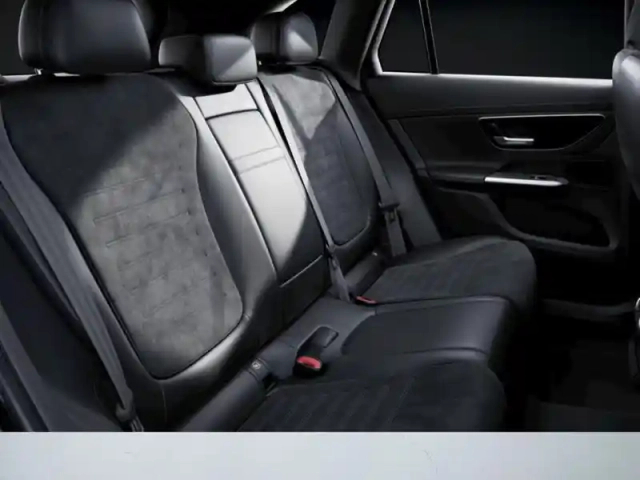 Mercedes Glc 220 d 4matic amg line — photo 9