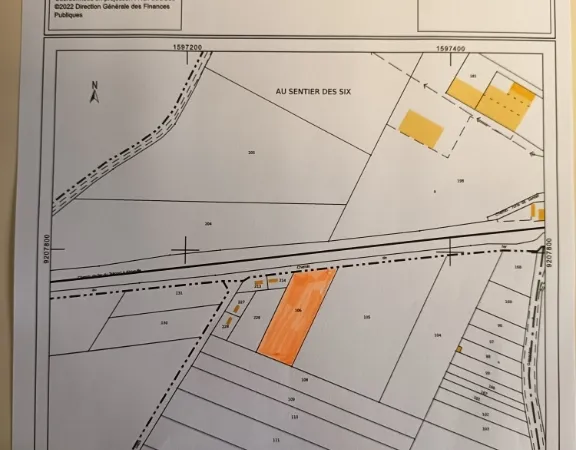 Terrain 2130 m²