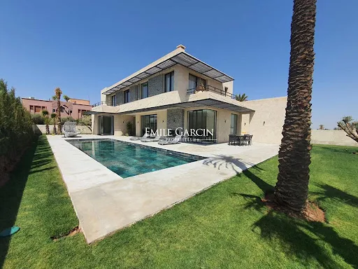 Villa 7 pièces 450 m²