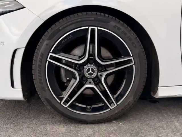 Mercedes Classe A 180 d amg line /177 li — photo 6