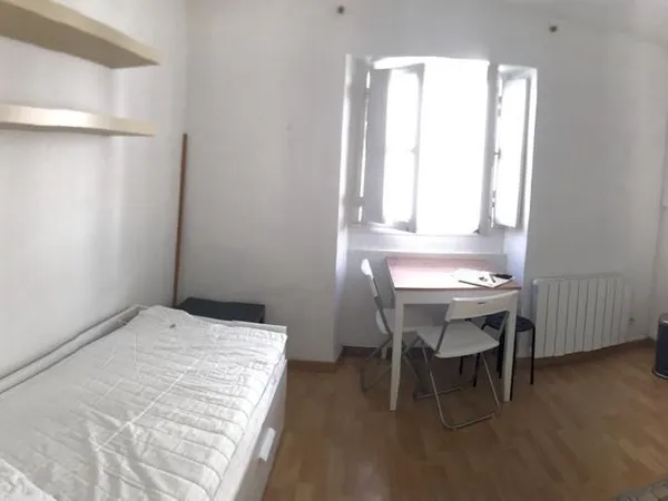 Location studio meublé