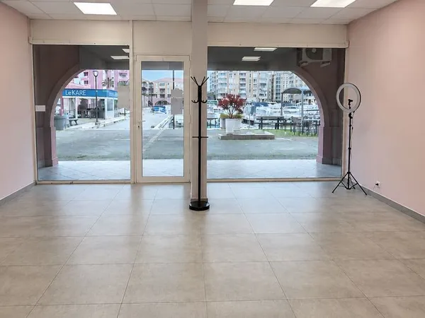 Port Ariane - Lattes | Fonds de commerce / Droit au bail - Local commercial 41 m²