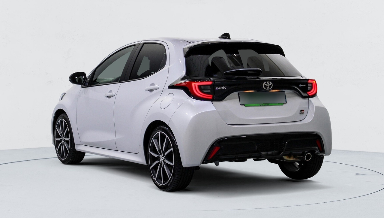 Toyota Yaris 4 — photo 3