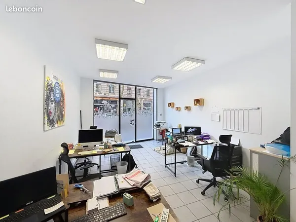 Bureau 38 m²