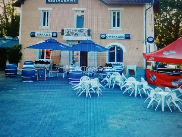 BAR RESTAURANT avec logement T4
