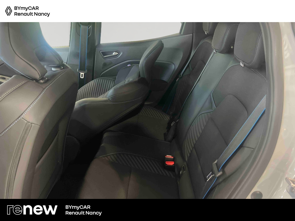 Renault Clio E-Tech full hybrid 145 ch GSR2 — photo 12
