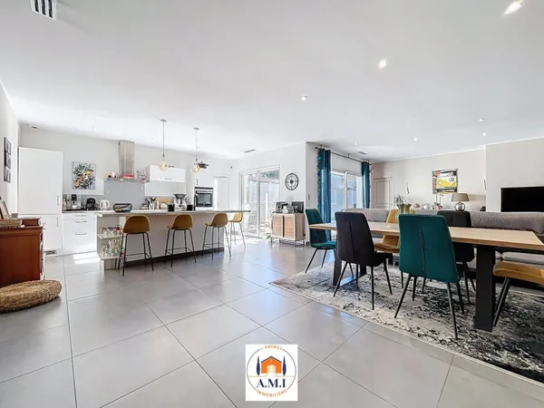 Villa 4 pièces 110 m²