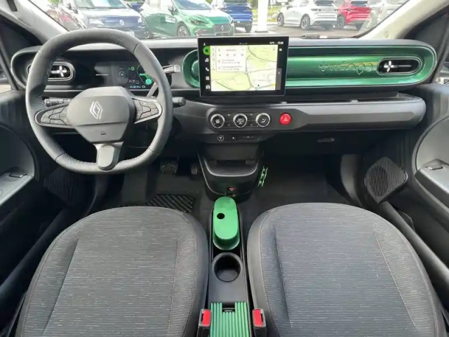 Renault Twingo e-tech electrique 80 ch autonomie urbaine — photo 6