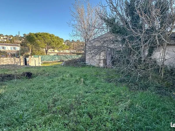 Terrain 963 m² La Roquette-sur-Siagne
