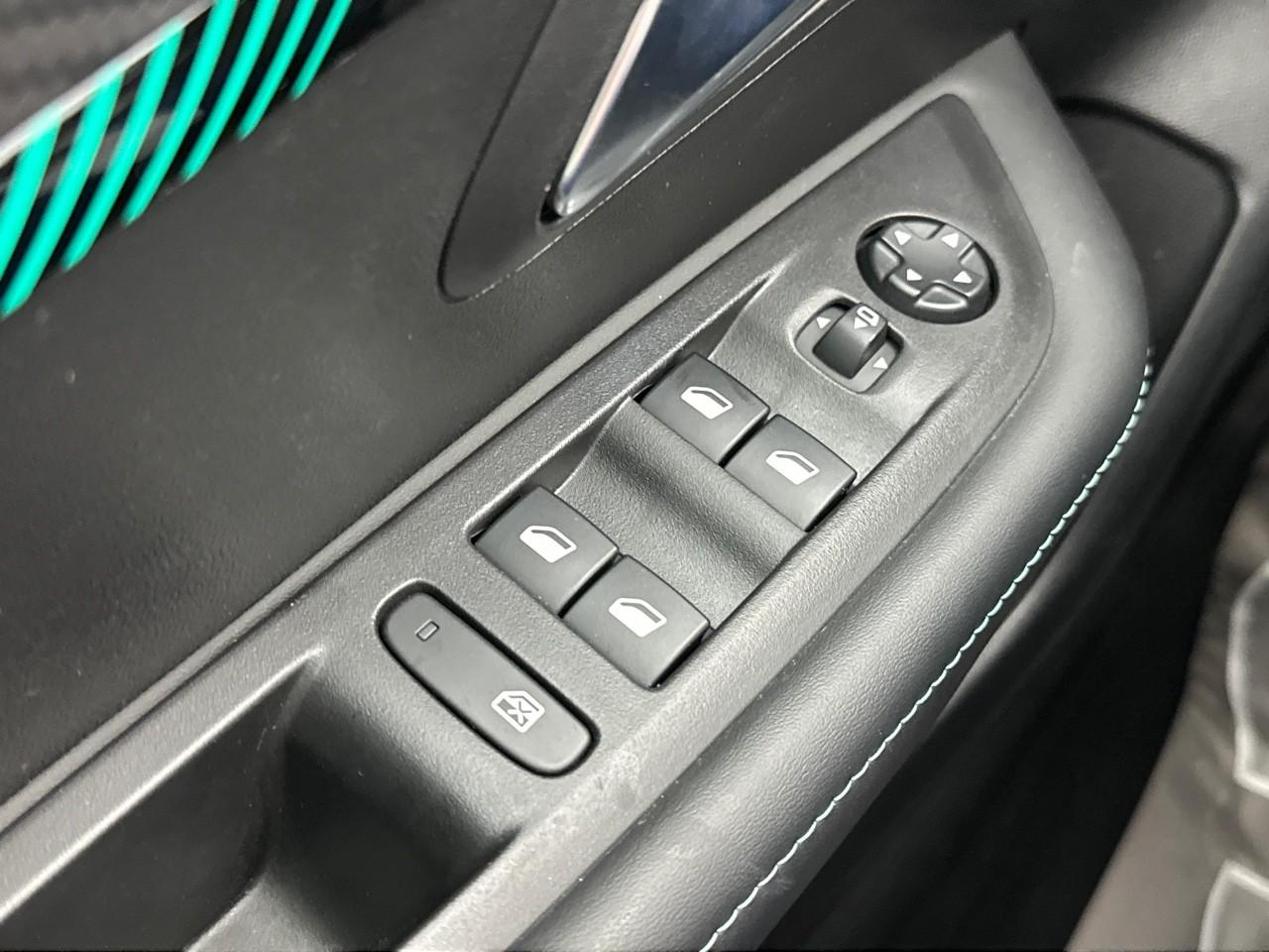 Peugeot 208 puretech 100 s&s bvm6 allure — photo 15