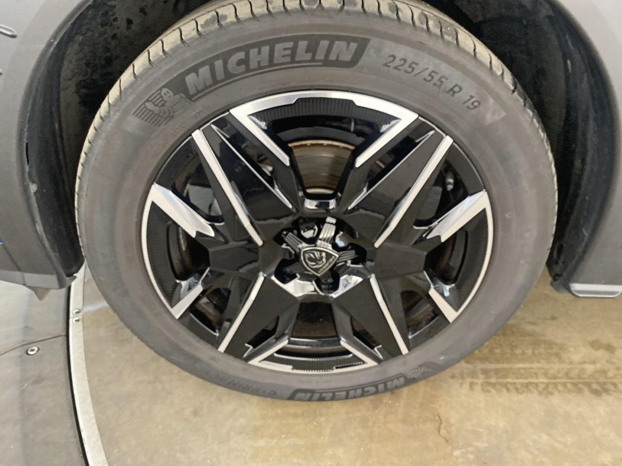 Peugeot 3008 hybrid 145 e-dcs6 allure — photo 11