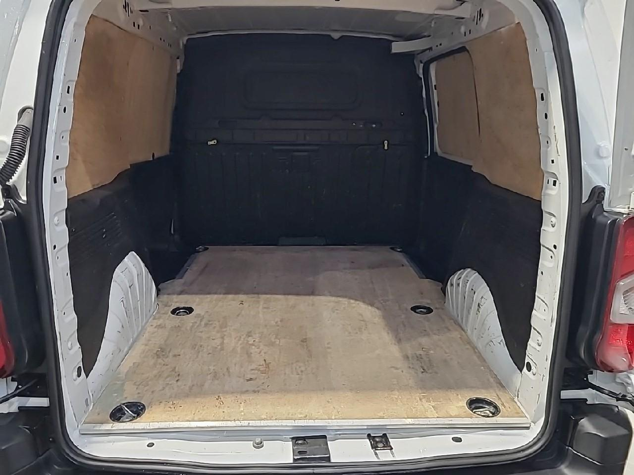 Peugeot Partner fourgon m 950 kg bluehdi 100 s&s bvm6 — photo 14
