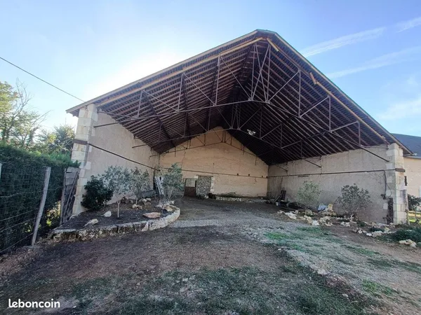 Maison 1 pièce 200 m²