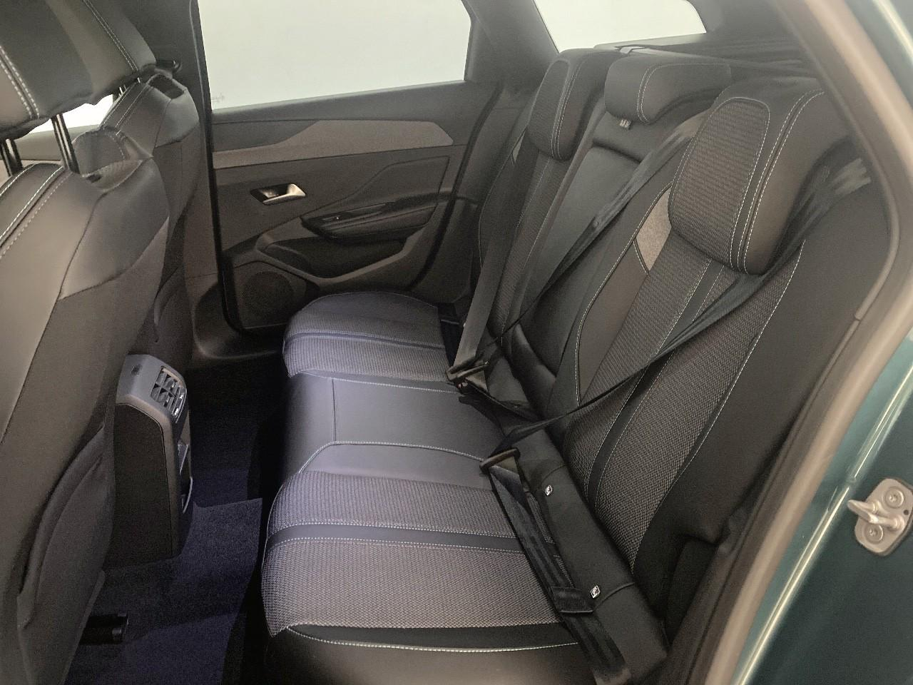 Peugeot 308 sw hybrid 145 e-dcs6 allure — photo 10