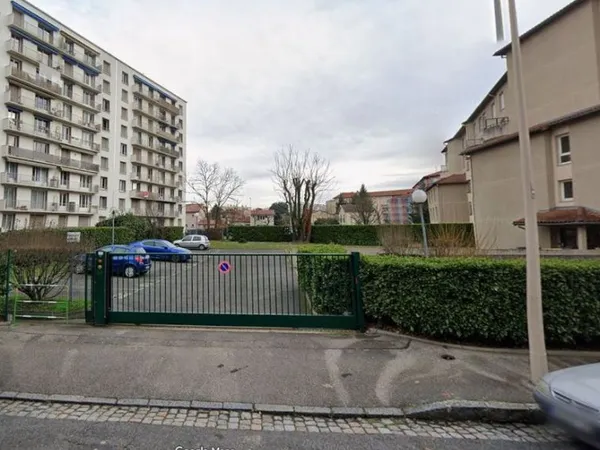 Place de parking privative