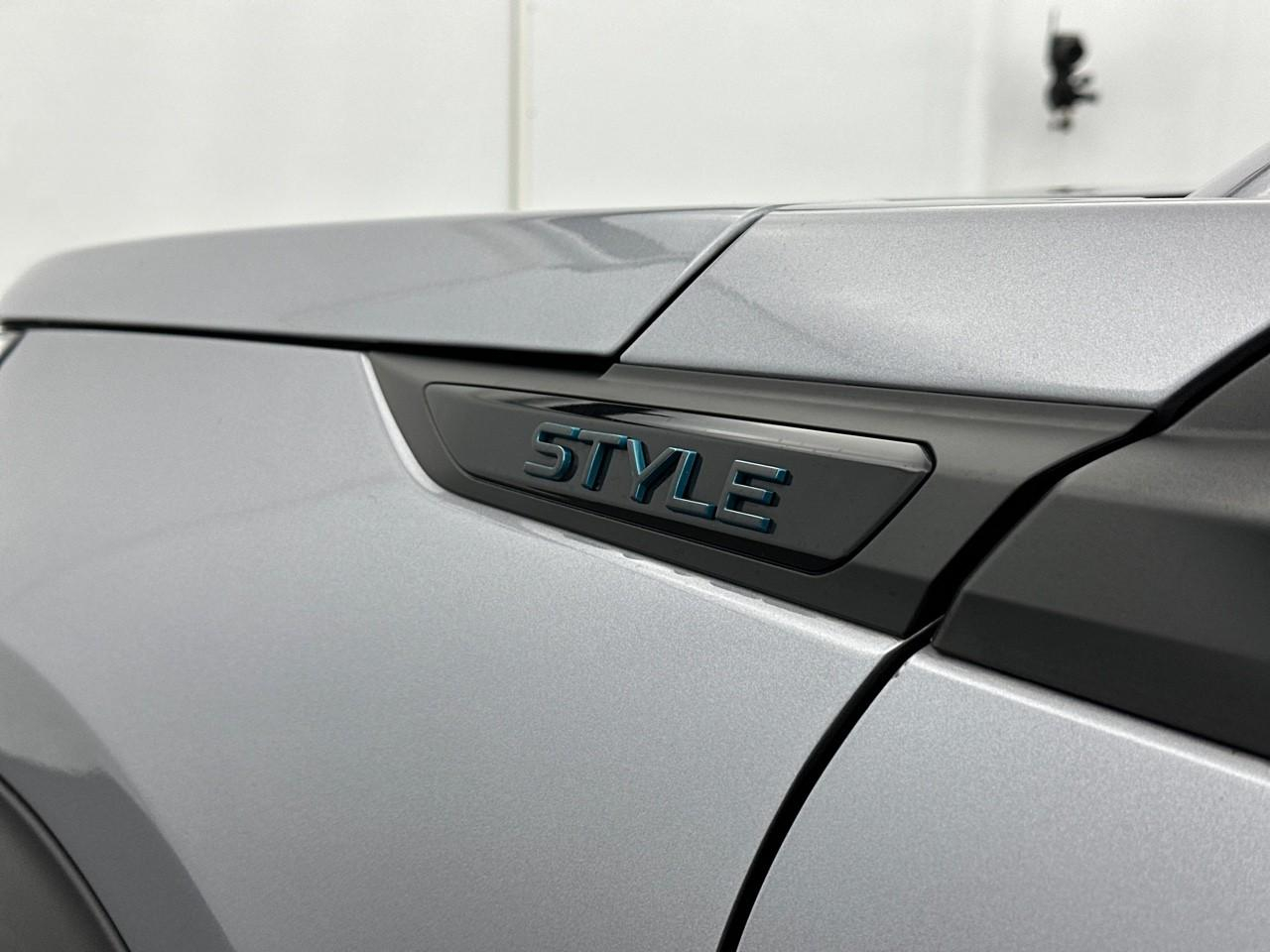 Peugeot 2008 puretech 130 s&s eat8 style — photo 31