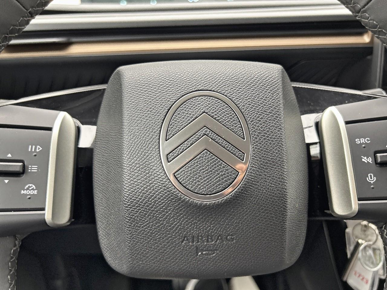 Citroën C3 Aircross hybride 145 ch aut plus — photo 23