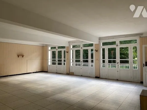 Maison 15 pièces 479 m²