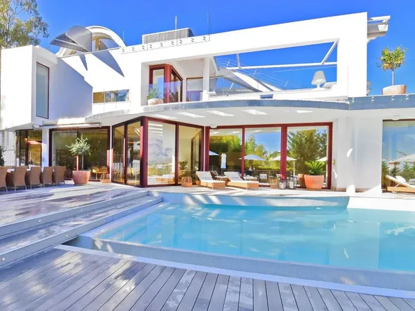 Maison Contemporaine - 600m ²