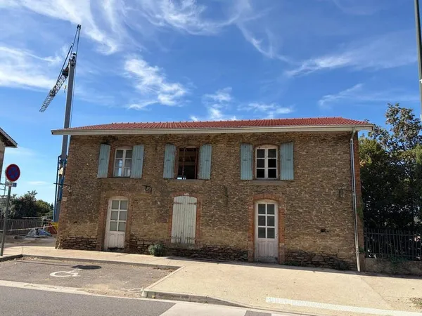Appartement 1 pièce 92 m²