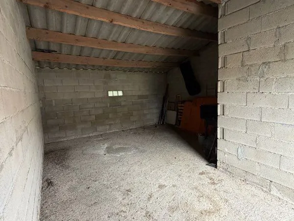 Garage 27m2