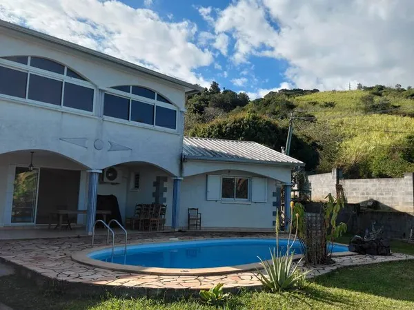 Maison 6 pièces 187 m²