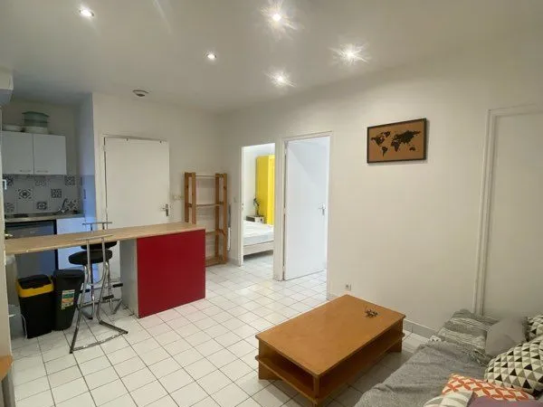Chambre dans colocation étudiante hyper centre Angers