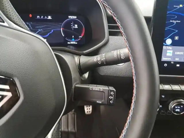 Renault Clio tce 90 — photo 30
