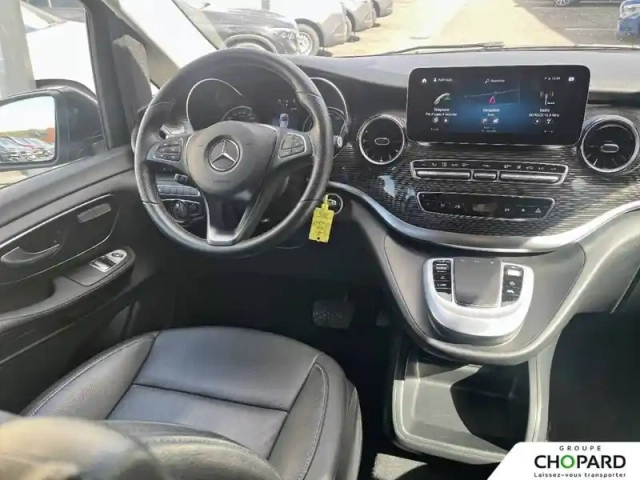 Mercedes Classe V eqv 300 extra long 204 ch — photo 31