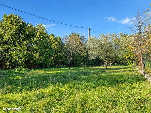 Terrain de 550 m2