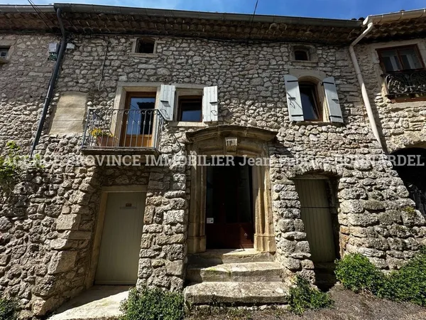 Maison 4 pièces 156 m²