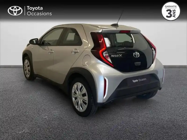 Toyota Aygo X 1.0 vvt-i 72ch dynamic s-cvt — photo 2