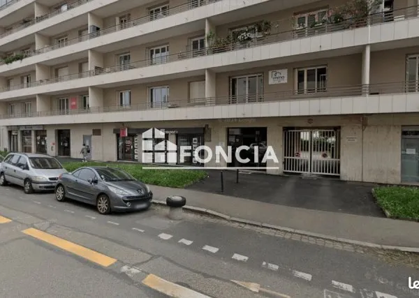 Stationnement Location Villeurbanne   68€
