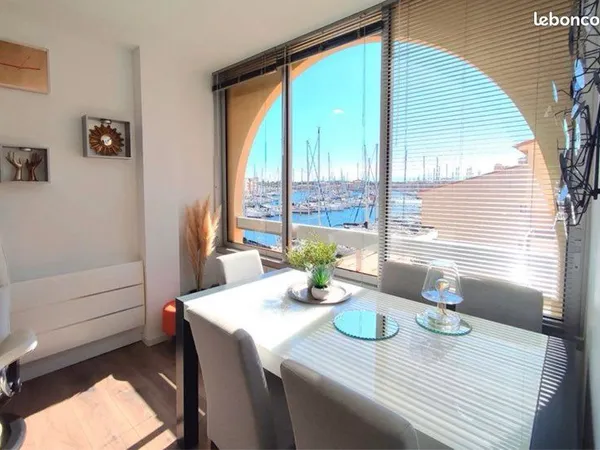 Duplex 56m2 rénové vue 180° sur Port