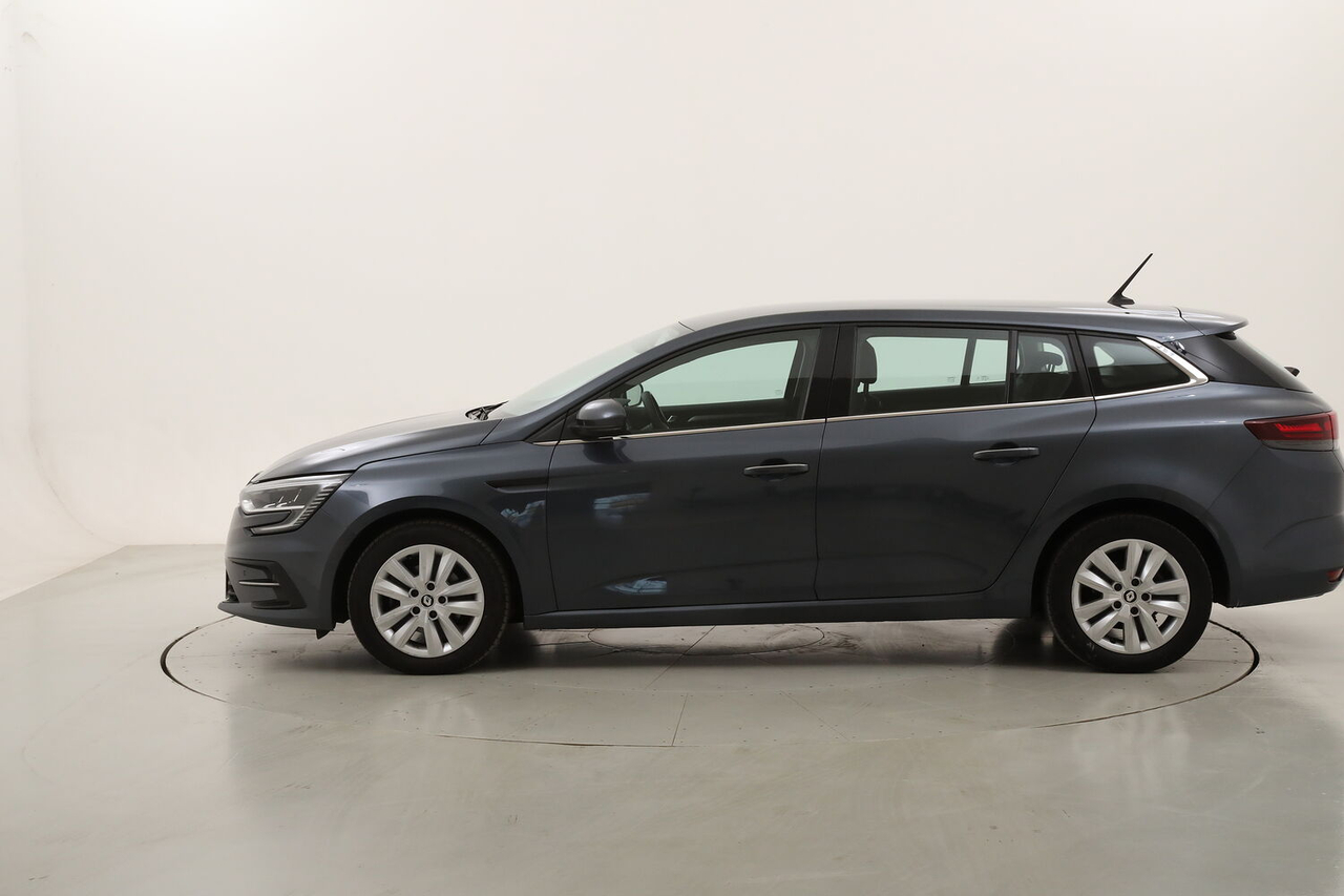 Renault Mégane 4 Estate — photo 23