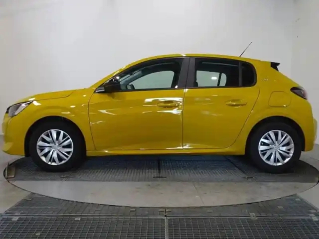 Peugeot 208 1.2 puretech 75ch s&amp;s like 2023 — photo 20