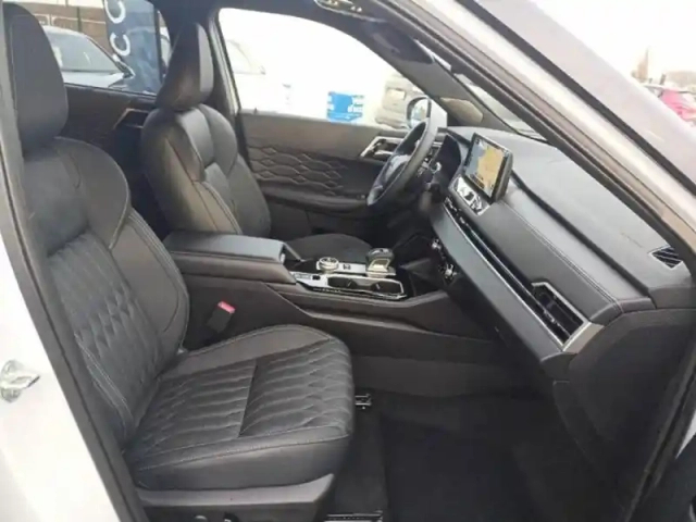 Mitsubishi Outlander 2.4 phev 306ch instyle 4wd my26 — photo 10