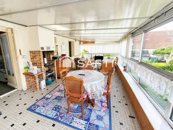 Maison familiale 120 m² sur 3 niveaux avec véranda, 4 chambres