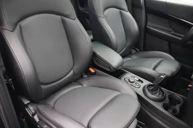 Mini Mini countryman 136 ch bva7 — photo 11