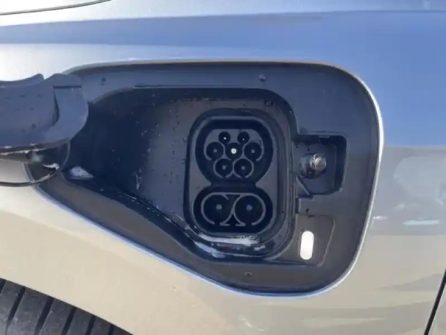 Volkswagen Golf 1.5 ehybrid 204ch vw edition dsg6 — photo 11